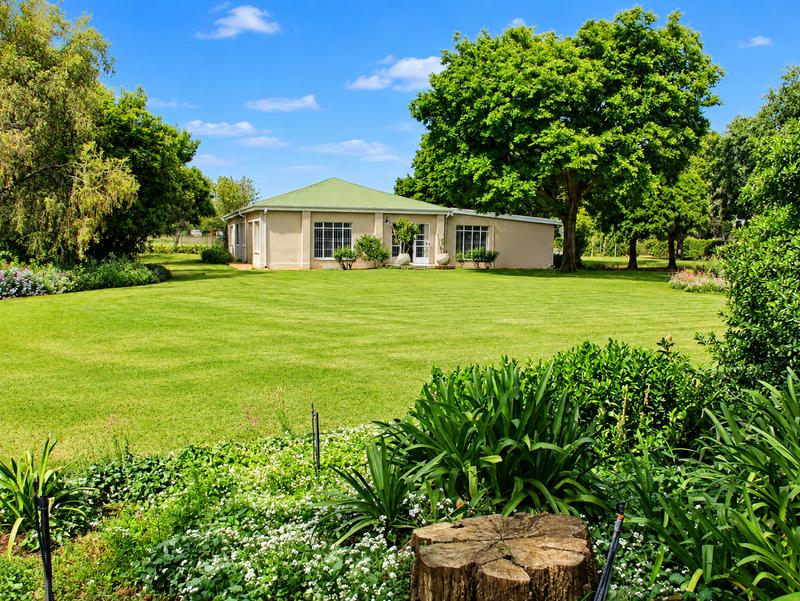 4 Bedroom Property for Sale in Bainsvlei Free State